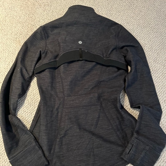 Lululemon Jacket size 4 - Picture 2 of 2